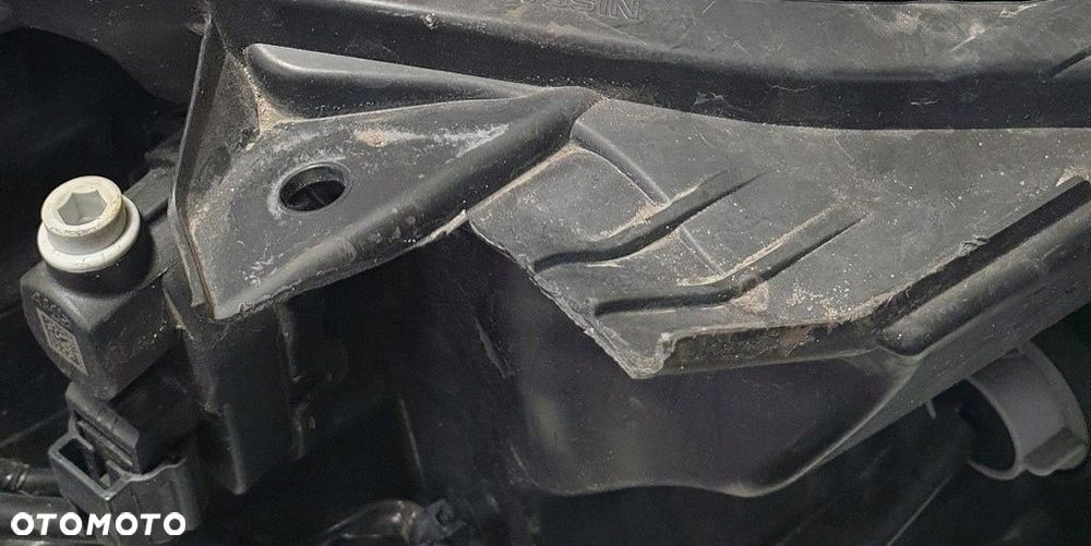 Nissan Qashqai Reflektor Lewy KOITO 100-8D02G - 4