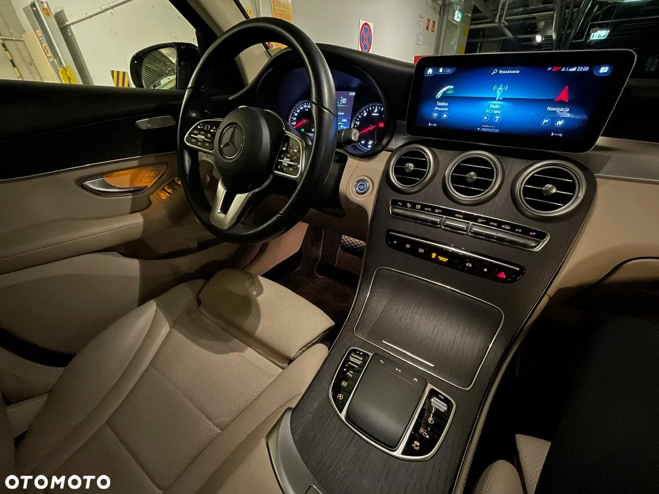 Mercedes-Benz GLC 200 d 4-Matic Business Edition - 3
