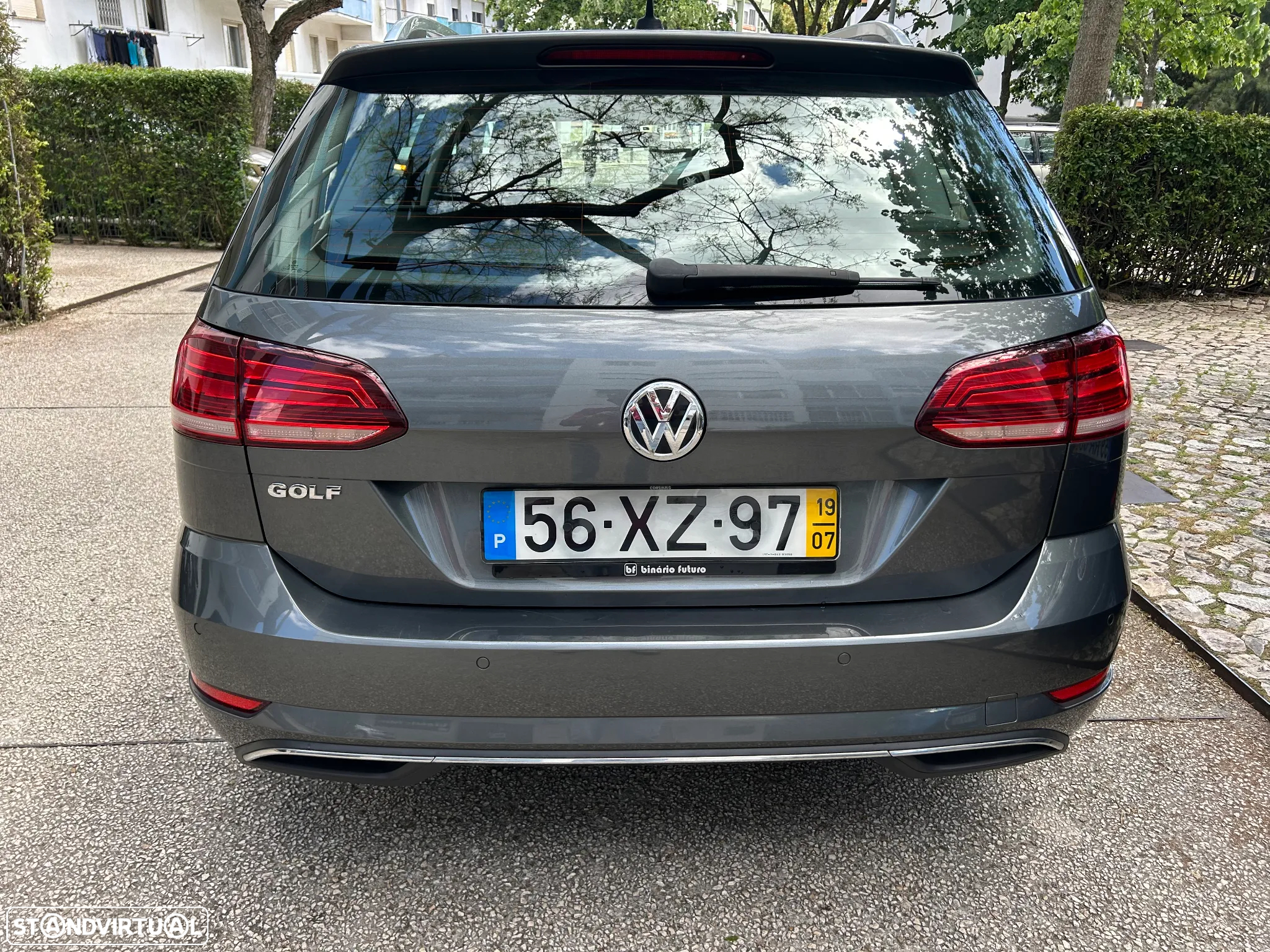 VW Golf Variant 1.6 TDi Confortline DSG - 5
