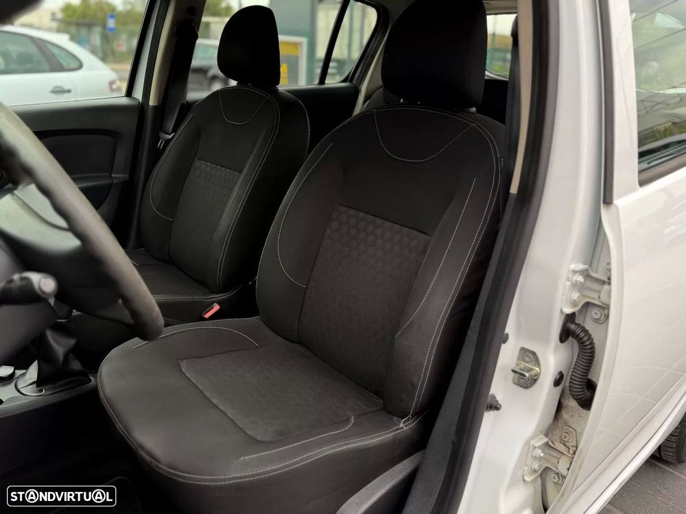 Dacia Sandero 1.5 Blue dCi Comfort — fotografia 11
