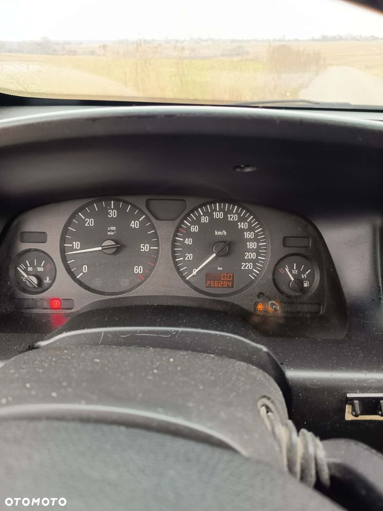 Opel Zafira 2.0 DTI Comfort - 4