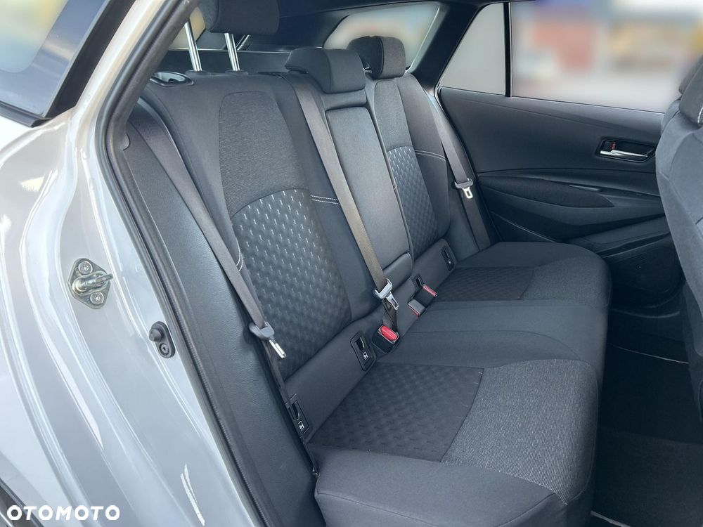 Toyota Corolla 1.8 Hybrid Comfort - 26