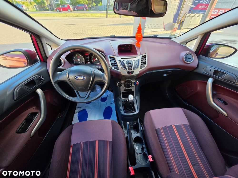 Ford Fiesta 1.25 Celebration - 6