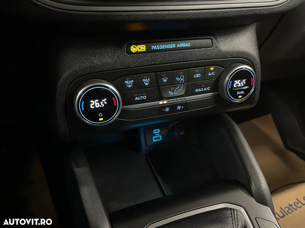 Ford Focus 1.5 EcoBlue Connected - 20