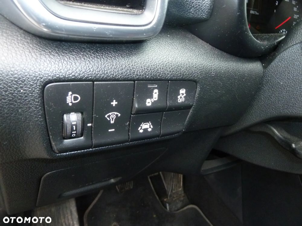 Kia Sportage 1.6 GDI 2WD Dream-Team Edition - 16