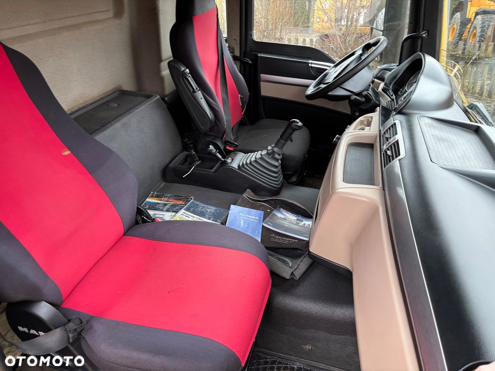 MAN TGS 41.460 2018 wywrotka kiper 8x8 resor manual - 7