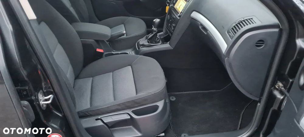 Skoda Octavia 1.6 Combi - 19