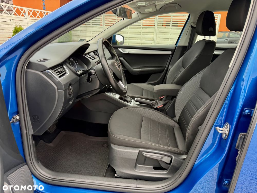 Skoda Octavia 1.5 TSI ACT Style DSG - 8