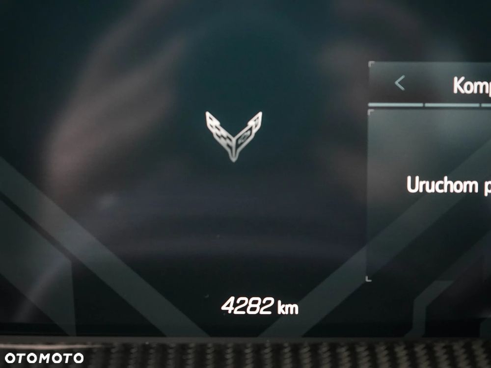 Chevrolet Corvette - 38