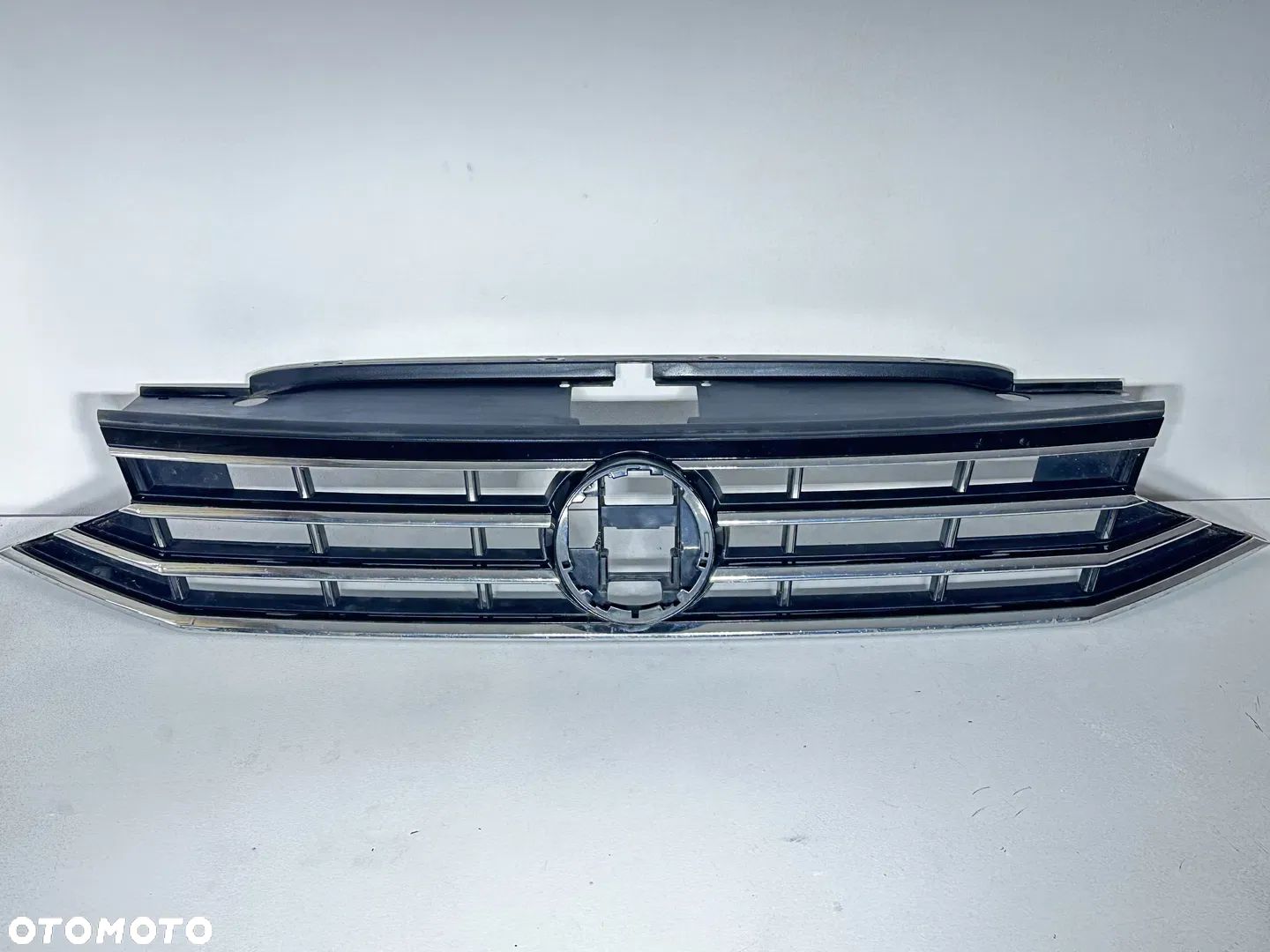 VW PASSAT B8 LIFT 19- ATRAPA GRILL ZDERZAKA CHŁODNICY 3G0853653N - 1