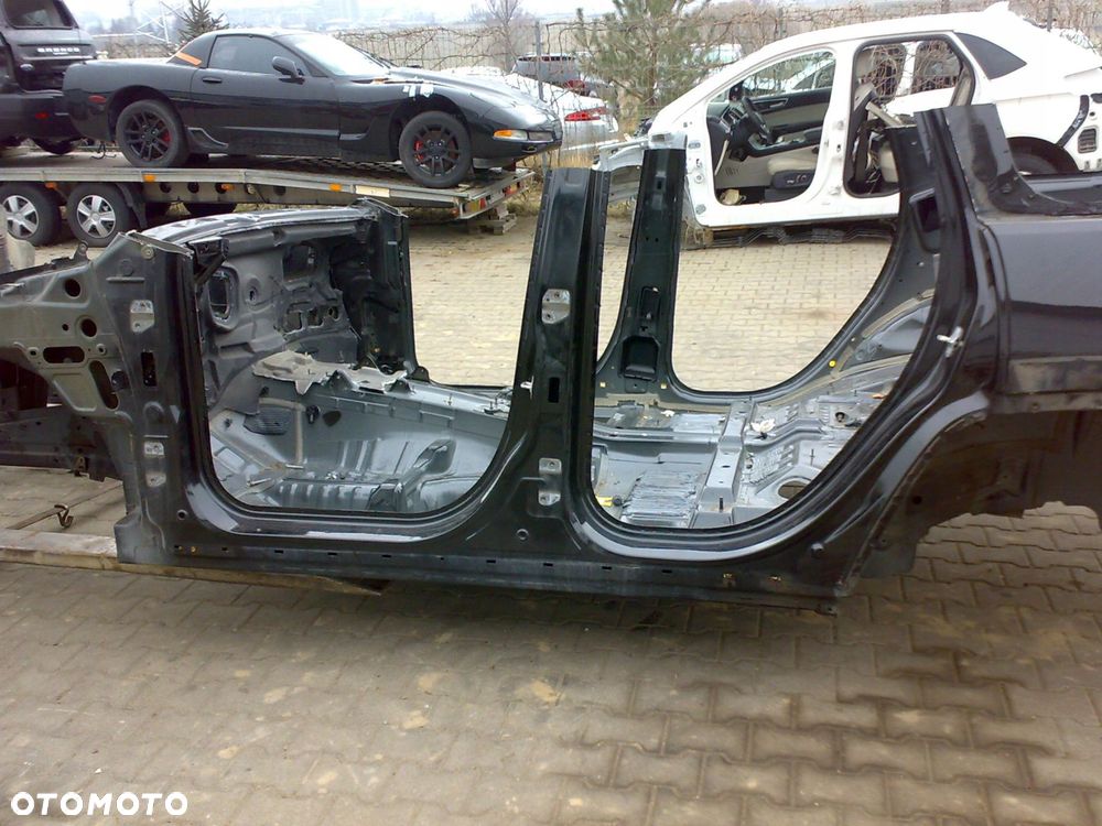 jeep grand cherokee wk2 2014 2021 próg słupek a , b bok nadkole prawy lewy - 3