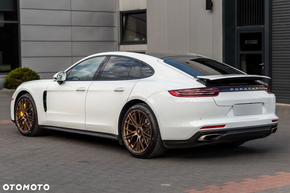 Porsche Panamera Standard - 6