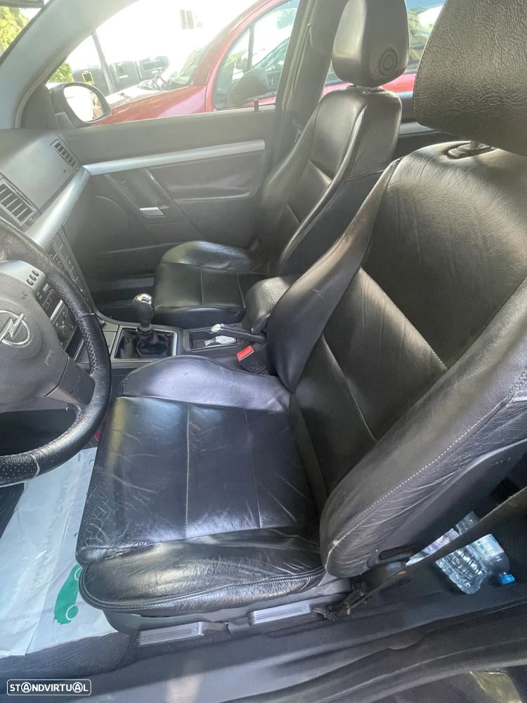 Opel Vectra GTS 2.2 DTi - 7