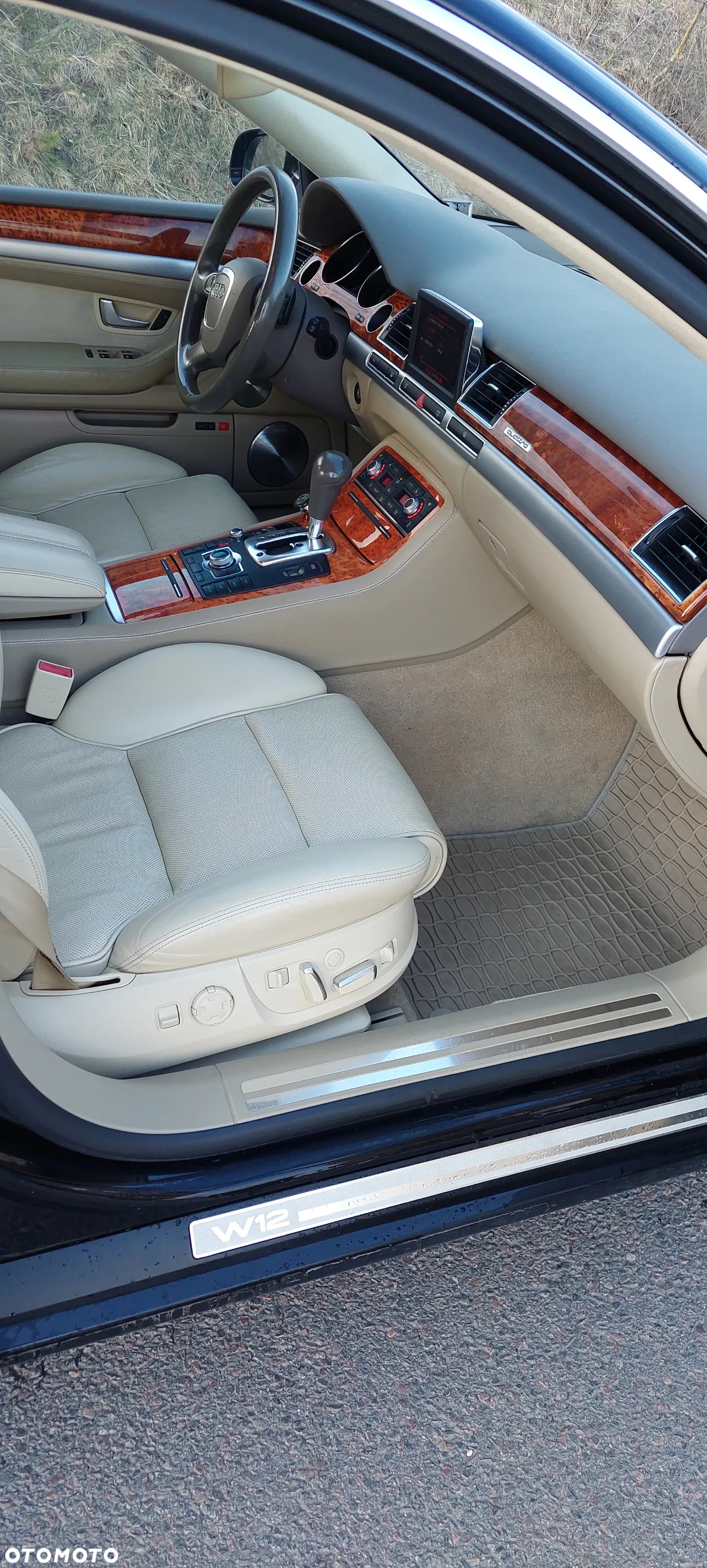 Audi A8 6.0 W12 L Quattro - 10