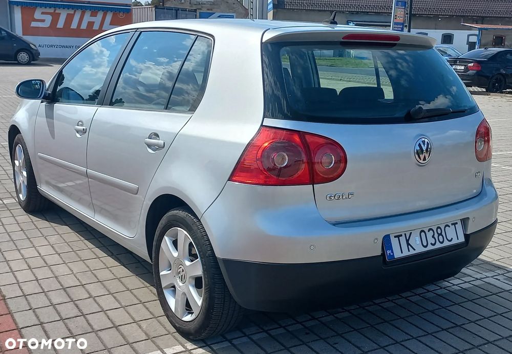 Volkswagen Golf 1.6 Comfortline - 3