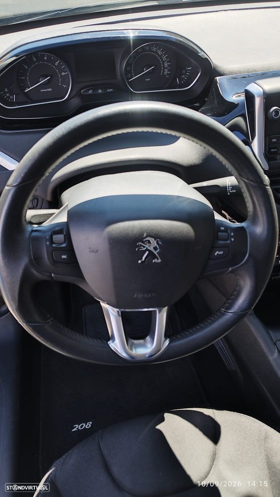 Peugeot 208 1.2 PureTech Allure - 10