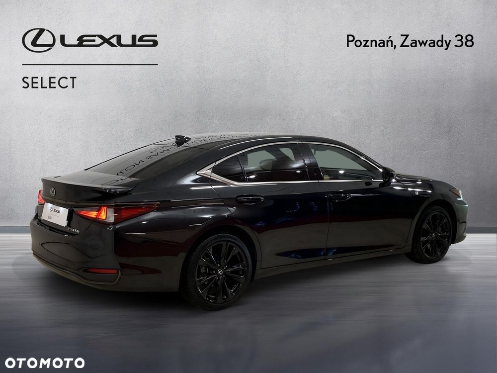Lexus ES 300h F Sport Edition - 2