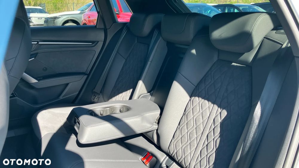 Audi RS3 Sportback - 28