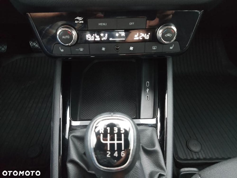 Skoda Kamiq 1.0 TSI Selection - 24