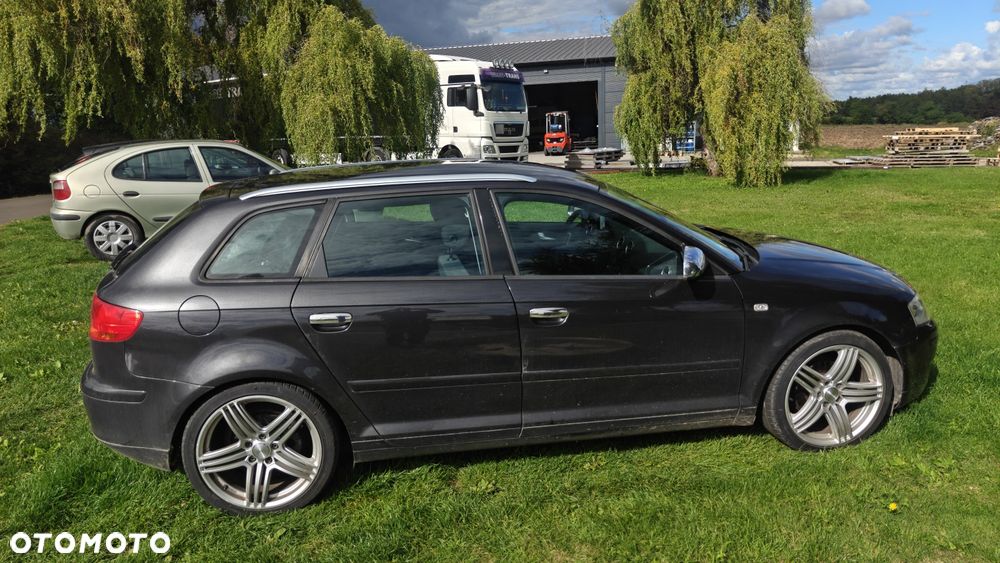 Audi A3 Sportback - 2