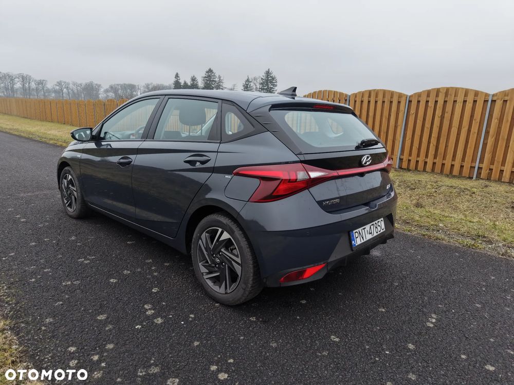Hyundai i20 - 12