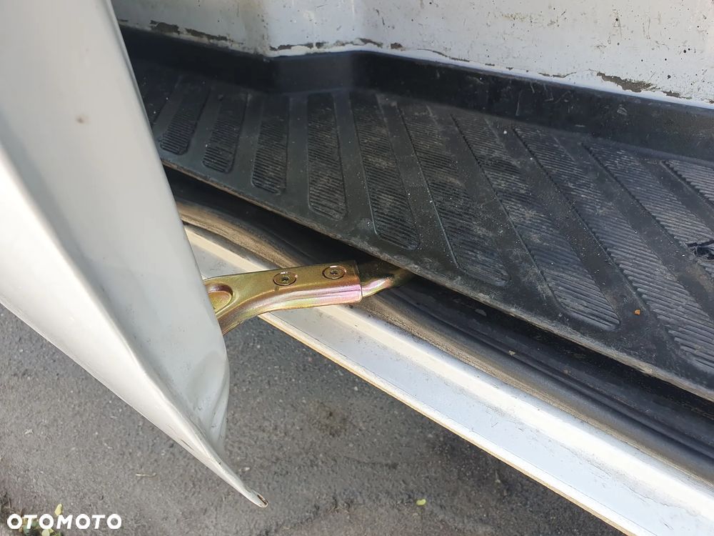 Mercedes-Benz Sprinter - 8