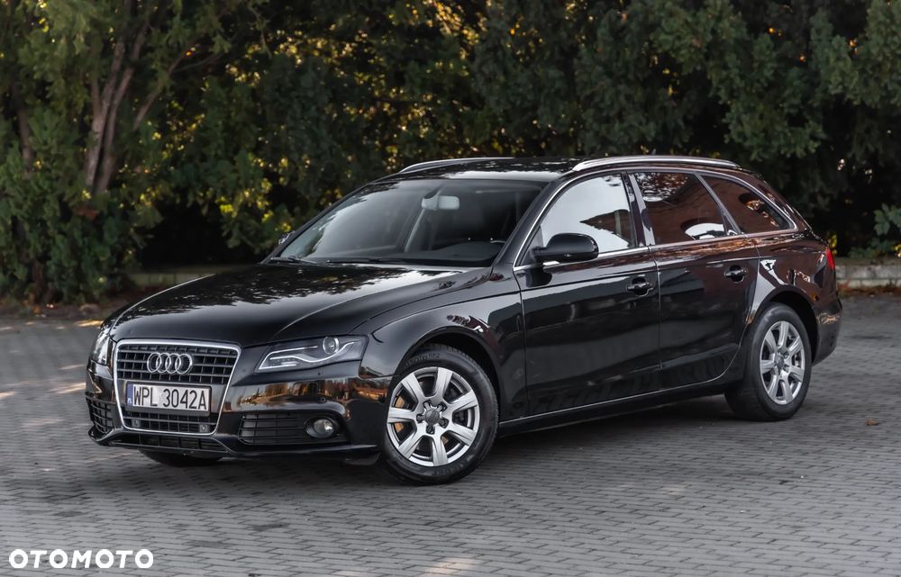 Audi A4 Avant - 4