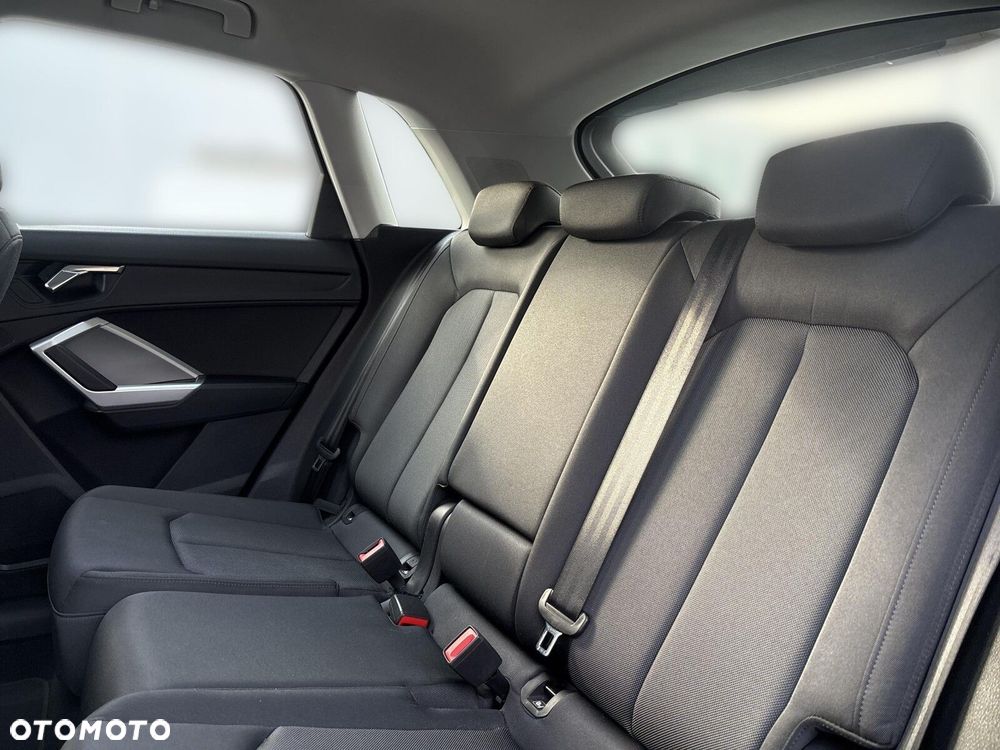 Audi Q3 35 TFSI S tronic - 30