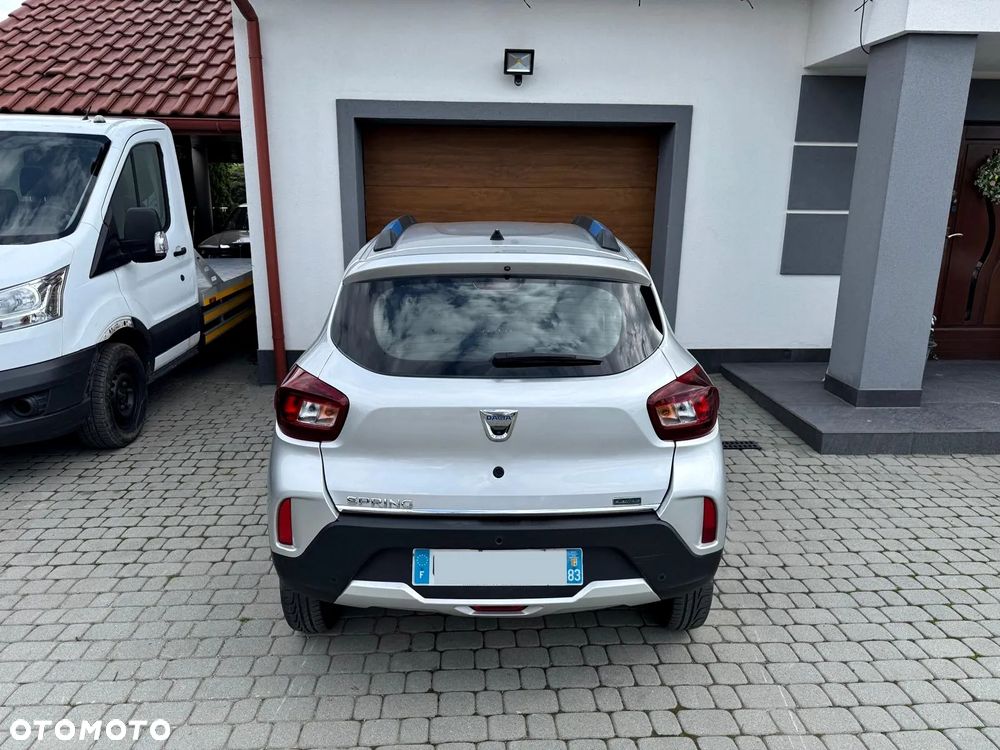 Dacia Spring Electric 45 Essential - 9