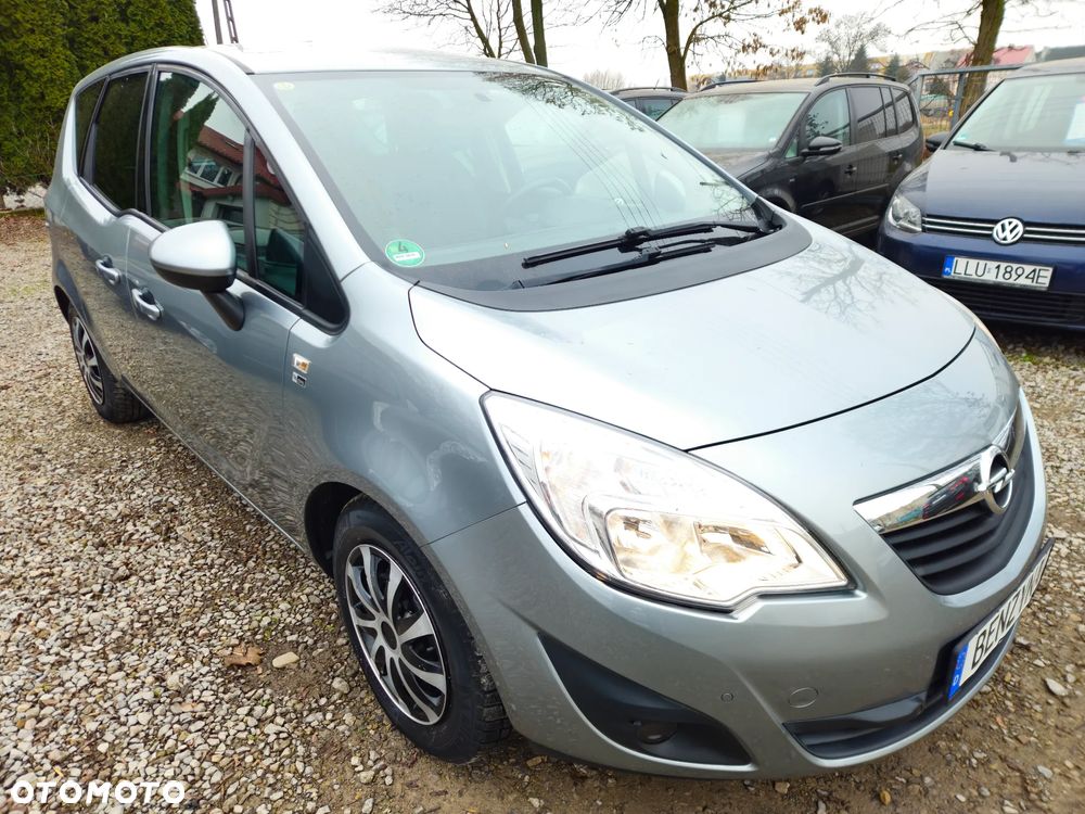 Opel Meriva ver-1-4-design-edition - 18
