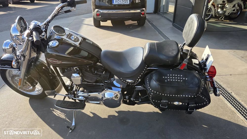 Harley-Davidson FLSTC Heritage softail classic - 2