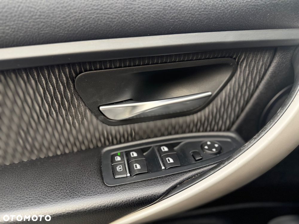 BMW Seria 3 320d - 18