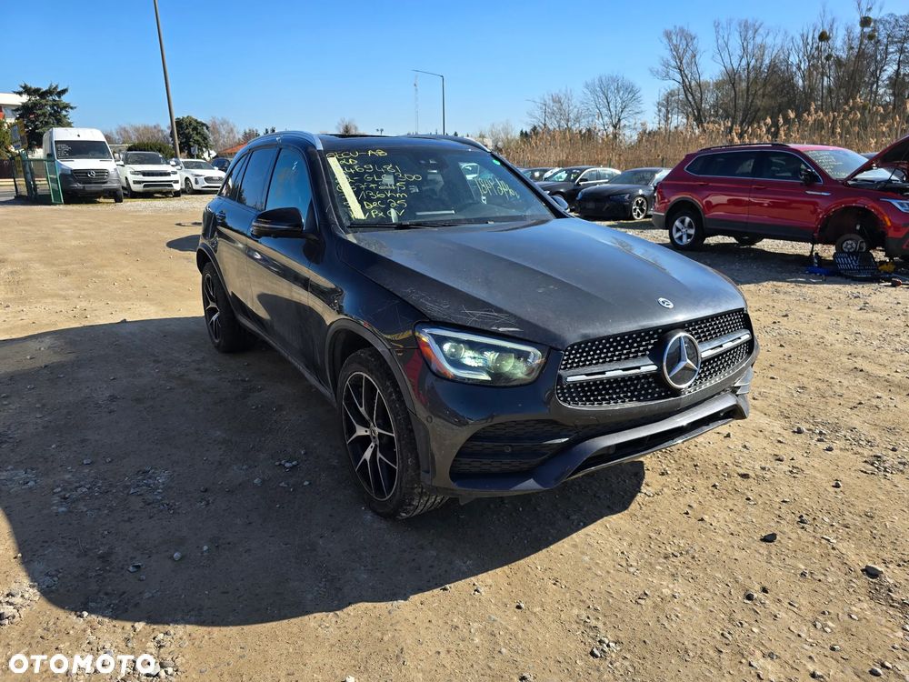 Mercedes-Benz GLC 300 4Matic 9G-TRONIC Edition Avantgarde - 3