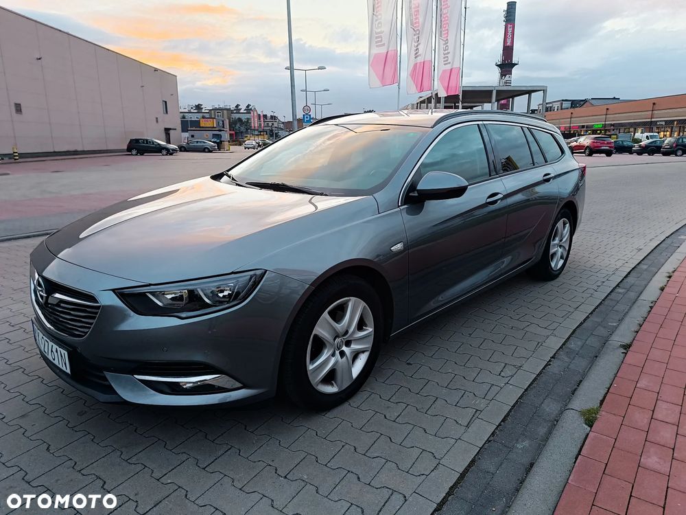 Opel Insignia - 1