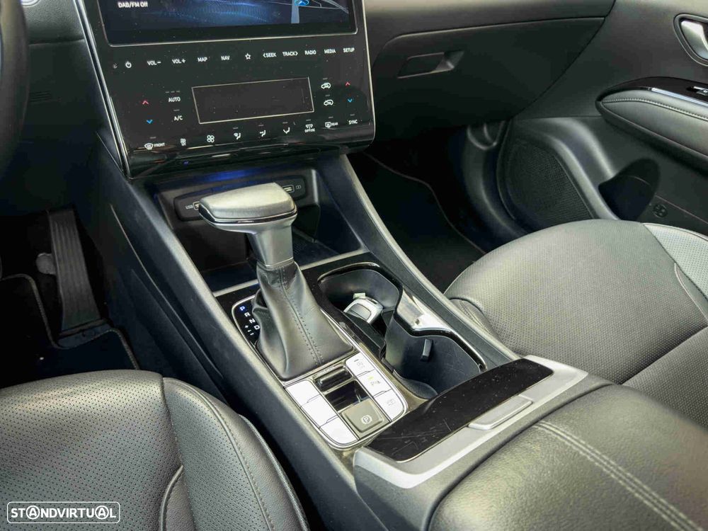 Hyundai Tucson 1.6 CRDi Vanguard DCT - 10
