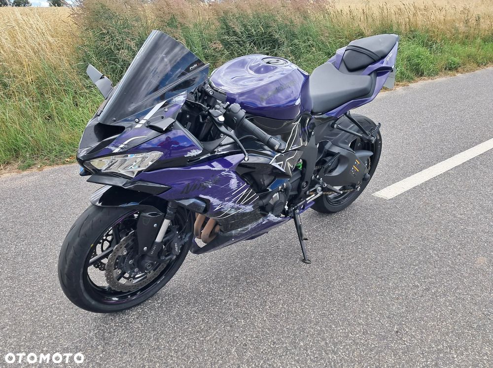 Kawasaki ZXR - 7