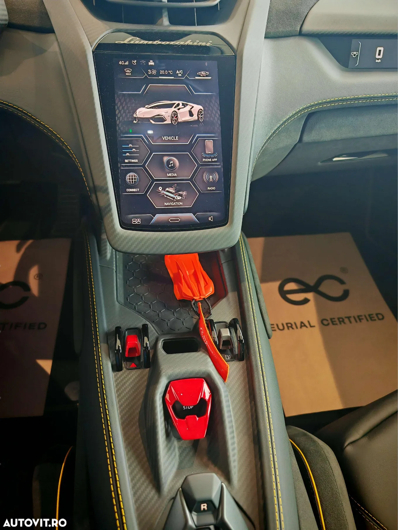 Lamborghini Revuelto - 28