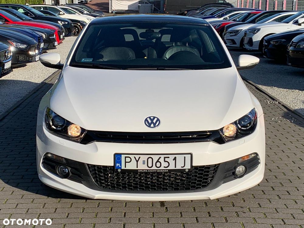 Volkswagen Scirocco 2.0 TDI DSG Edition - 2
