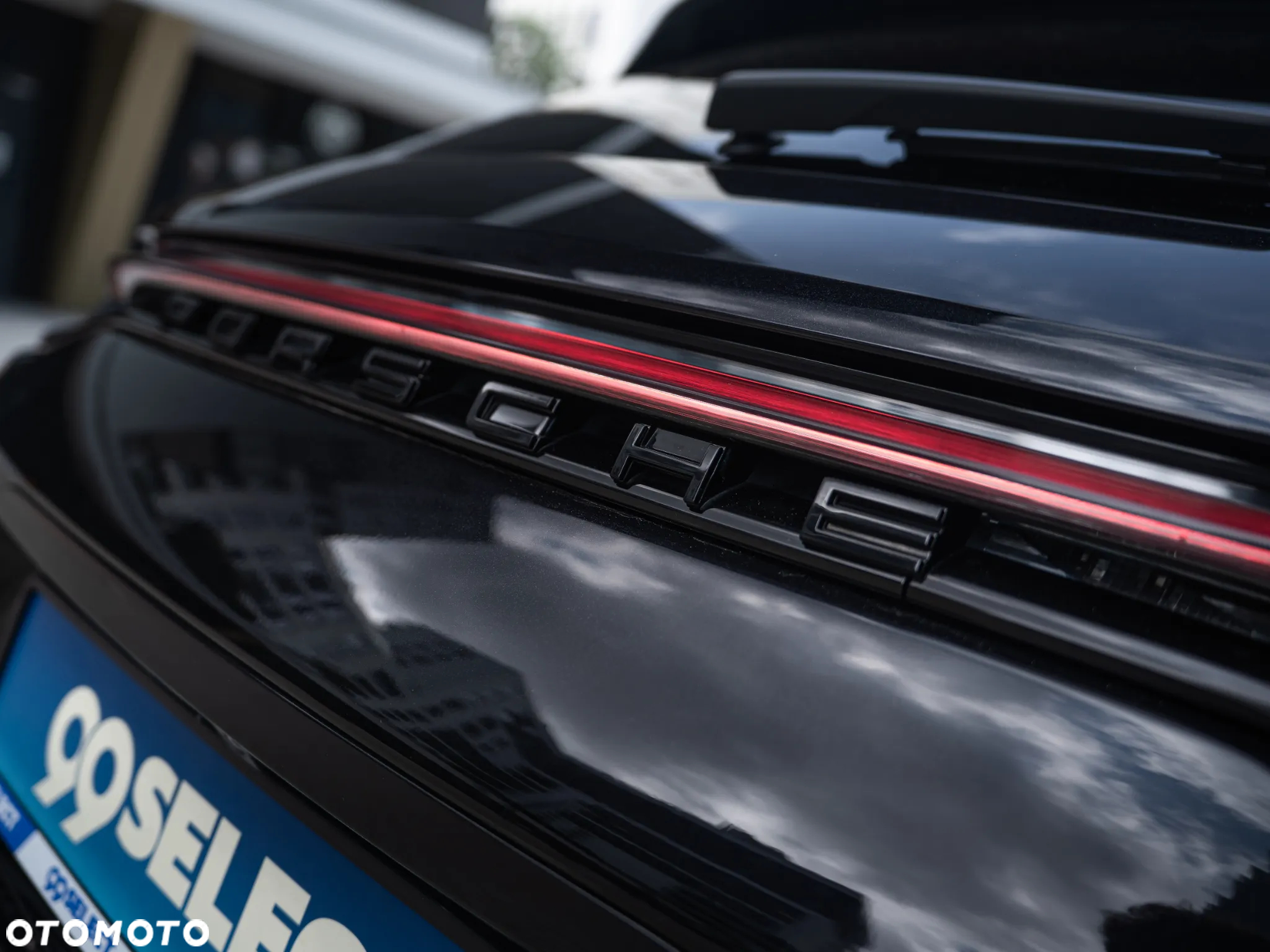 Porsche Panamera 4 Sport Turismo Platinum Edition - 24