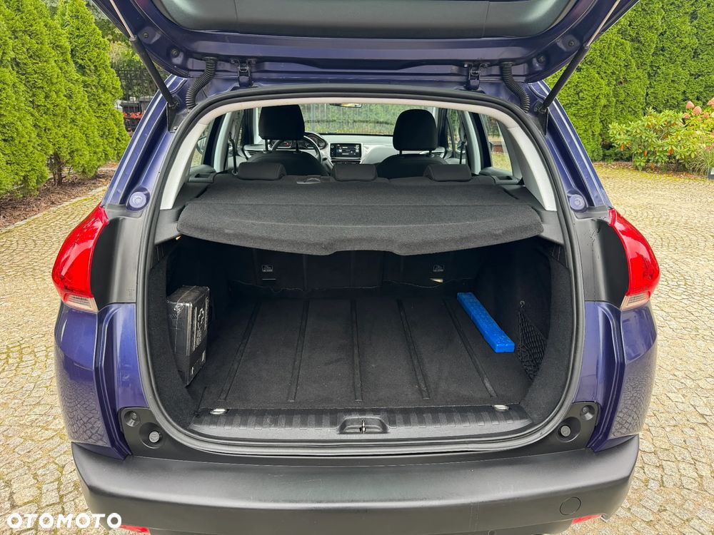 Peugeot 2008 1.2 Pure Tech Active - 8