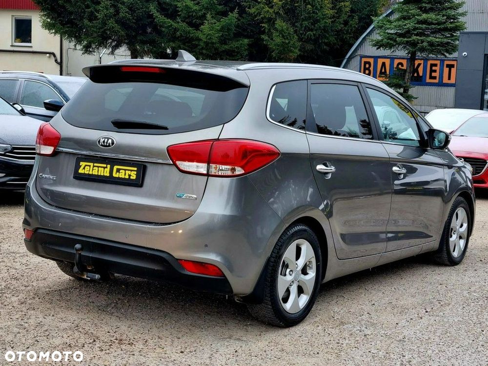 Kia Carens 1.7 CRDi L 7os - 5