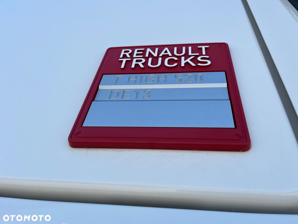 Renault T520 High Sleeper Cab - 6
