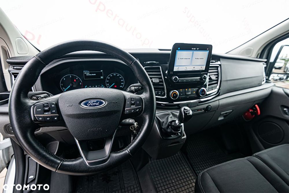 Ford Transit Custom 280 L1H1 Limited 2.0 130KM - 25