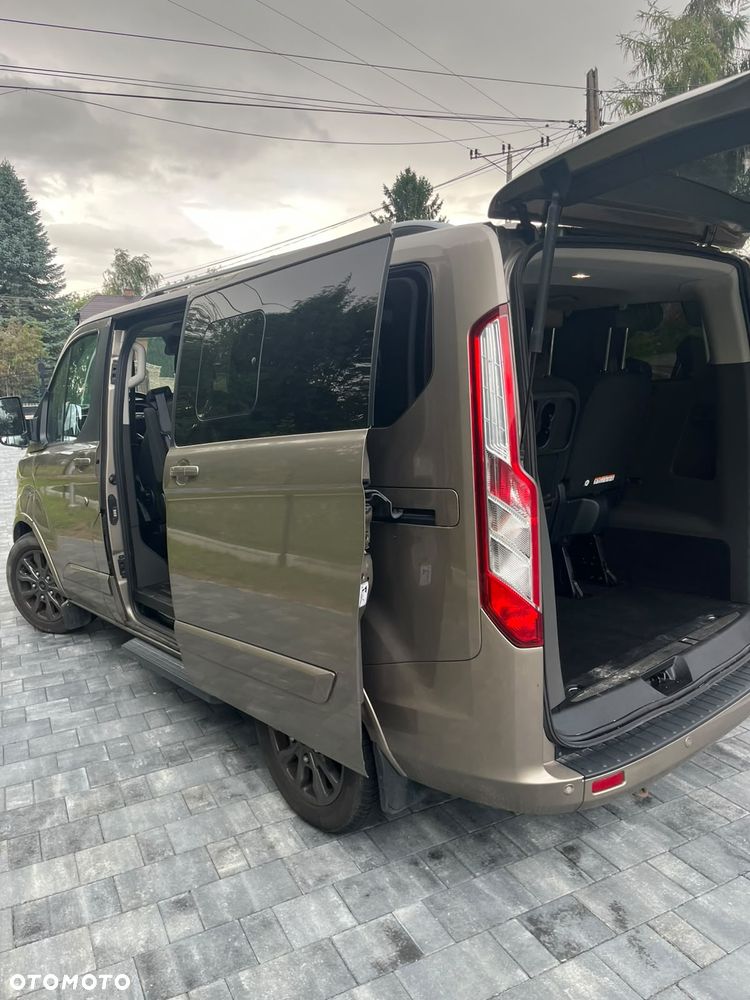 Ford Tourneo Custom - 7