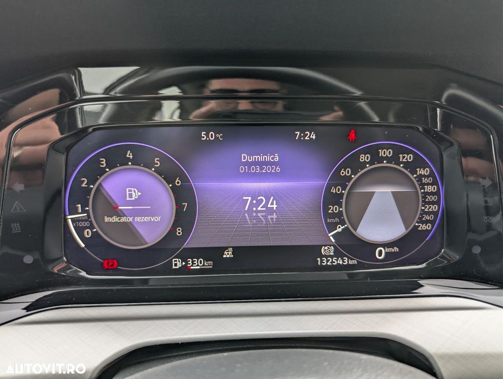 Volkswagen Golf 1.5 TSI ACT Style - 26