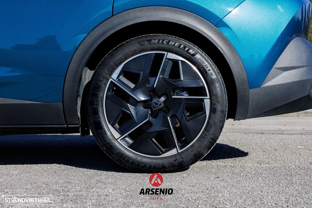 Peugeot 408 1.6 Hybrid GT e-EAT8 - 16