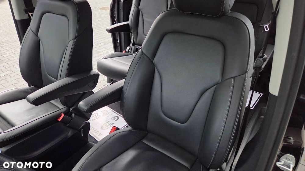 Mercedes-Benz Klasa V 250 d lang 9G-TRONIC Avantgarde - 15