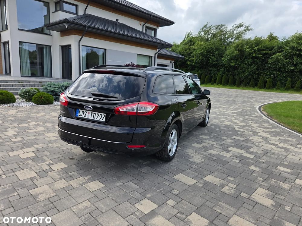 Ford Mondeo 2.0 Viva Titanium - 14