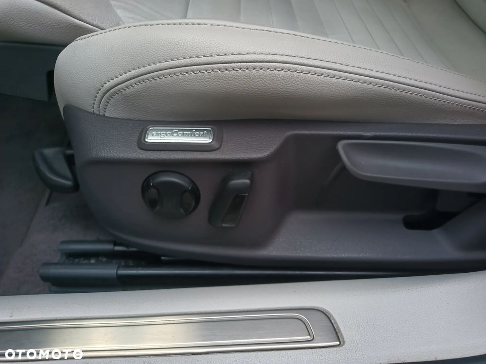 Volkswagen Passat 2.0 TSI 4Mot Elegance DSG - 11