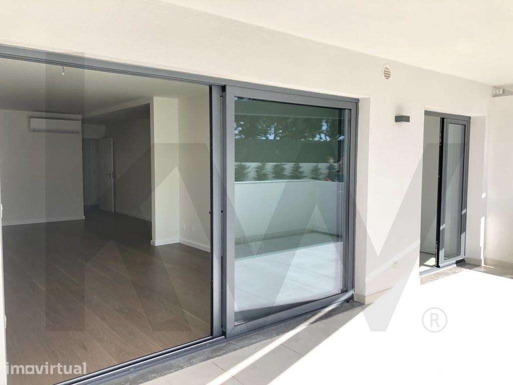 Fabuloso Apartamento T3 com terraço num Condomínio de Luxo, em Carcave - Grande imagem: 5/38